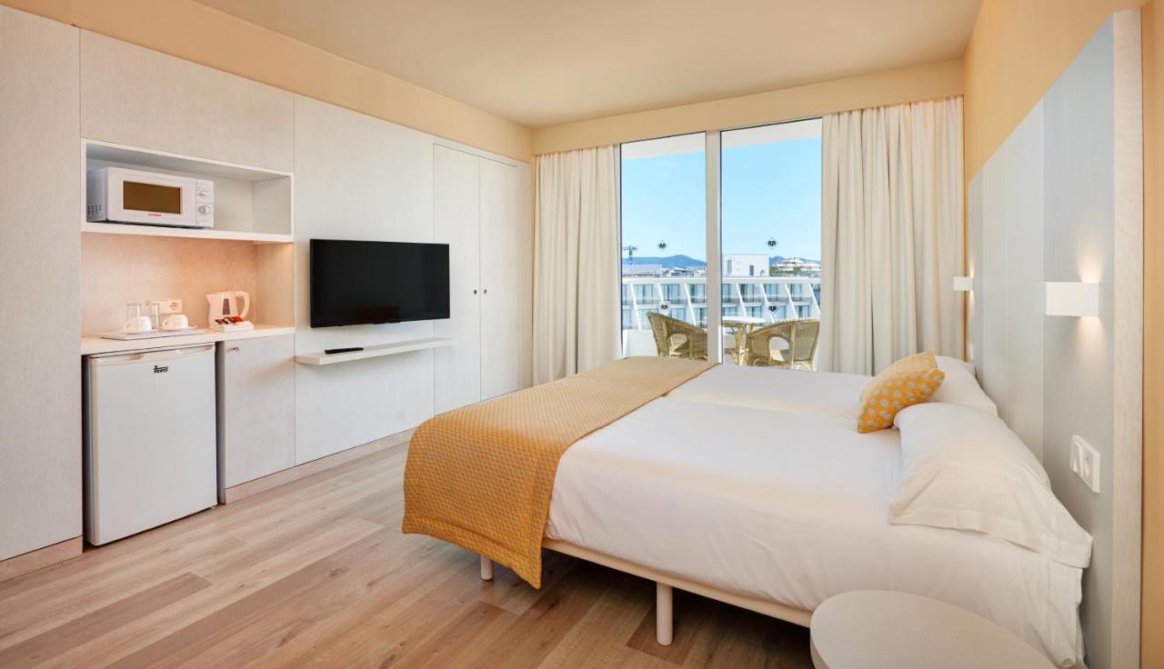 Protur Vista Badia Aparthotel Sa Coma  Exterior foto